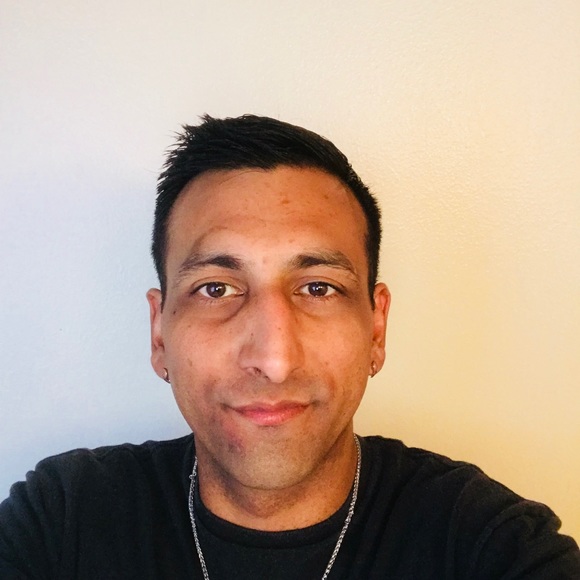 Profile Picture of Michael Perrault (@michael33333) on Poshmark