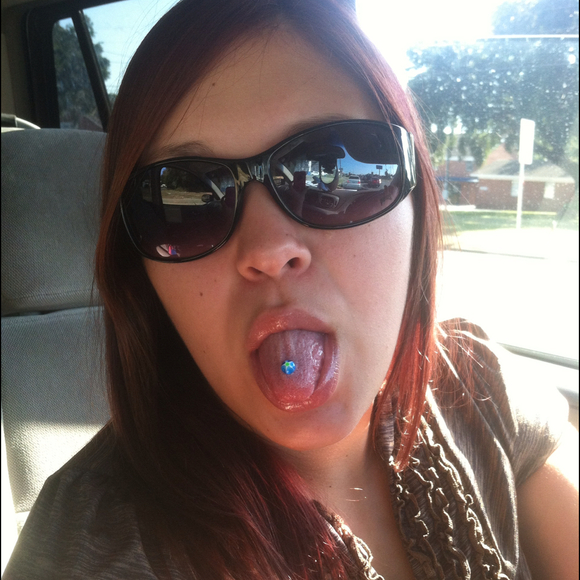 Profile Picture of Avery Villemarette (@averyville) on Poshmark