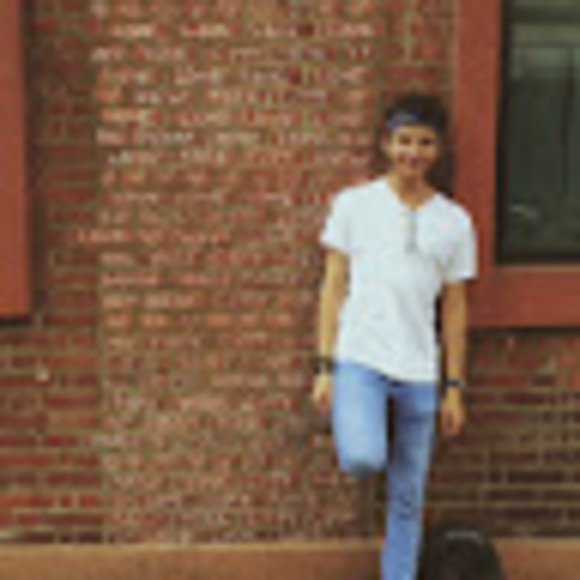 Profile Picture of Guy R (@gr0kin) on Poshmark