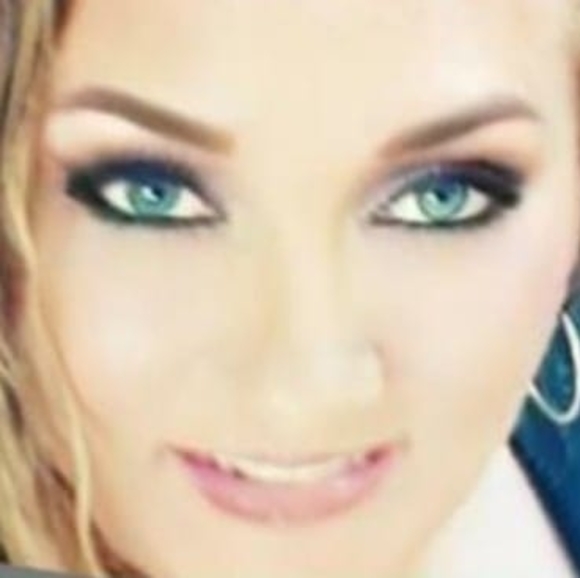 Profile Picture of Misty Ritter (@misty_ritter) on Poshmark