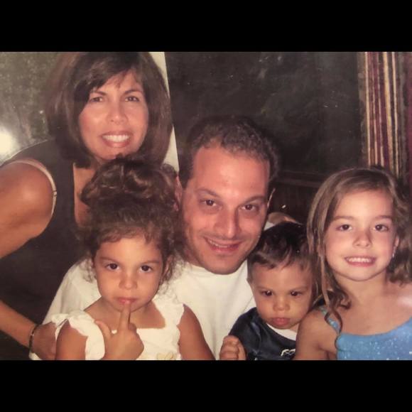 Theresa Delpriore - Poshmark Profile Picture of Theresa Delpriore (@t_delpriore) on Poshmark