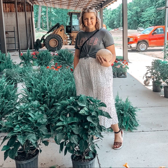 Profile Picture of Allyson Fulps (@allysonfulps) on Poshmark