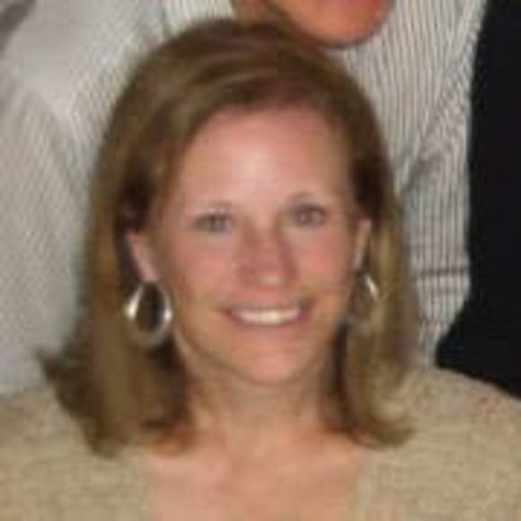 Profile Picture of Mary Ruloff (@mvontomber) on Poshmark