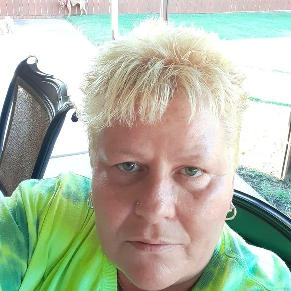 Profile Picture of Marie Baldrick (@mjbaldrick44) on Poshmark