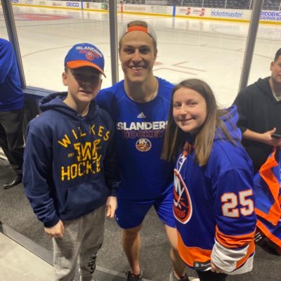 Profile Picture of Chris DelVecchio (@ckdelvecchio) on Twitter