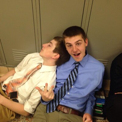 Profile Picture of Chandler Andrews (@andrews_chan) on Twitter