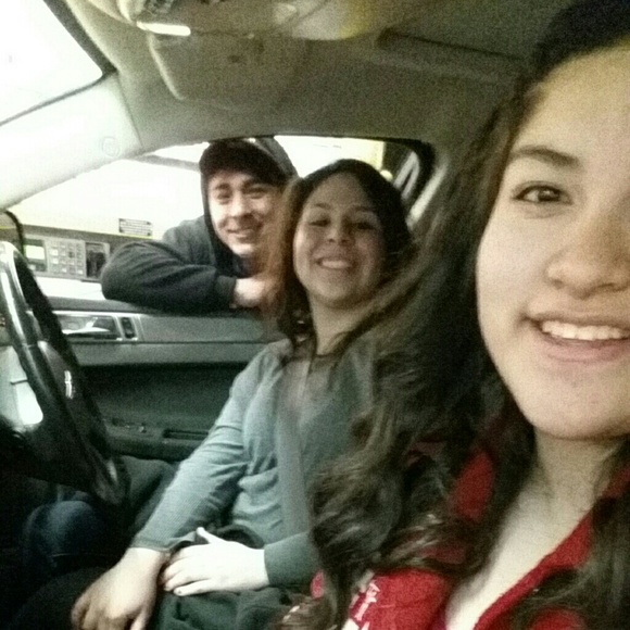 Profile Picture of Monica Borunda (@moborunda) on Poshmark