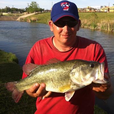 Profile Picture of Steve Brubaker (@bigbasssteve512) on Twitter