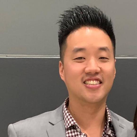 Profile Picture of Alex Yoon (@alexyoon) on Poshmark