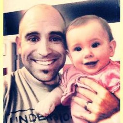 Profile Picture of Michael Corona (@mike_corona) on Twitter