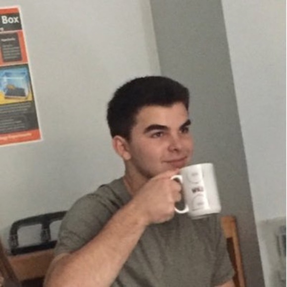Profile Picture of Jake Walker (@walkerjake64) on Poshmark