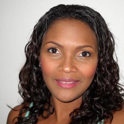 Profile Picture of Déborah Simon (@Blogsobmedida) on Twitter