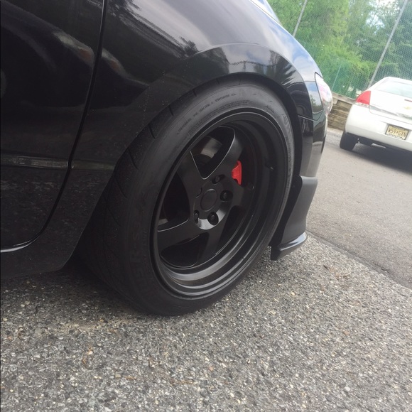 Profile Picture of Mark Martinez (@markjunior1) on Poshmark