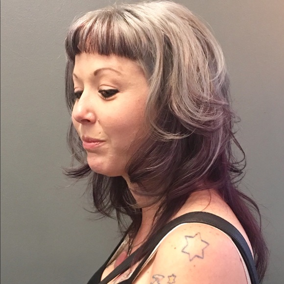 Profile Picture of Janelle Mattull (@divinelysacred) on Poshmark