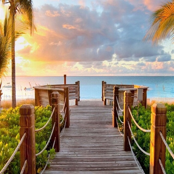 Profile Picture of Korie Stremmel (@egs16) on Poshmark