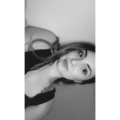 Profile Picture of Gabriella Chavez (@gabrielluhcxo) on Twitter