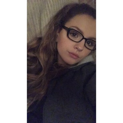 Profile Picture of Emily Hicks (@emxlylhxcks) on Twitter