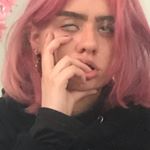 Profile Picture of här blir saker grejer (@sosmomilolola) on Instagram