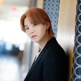 Profile Picture of myluv140503 (@RY02030921) on Pinterest