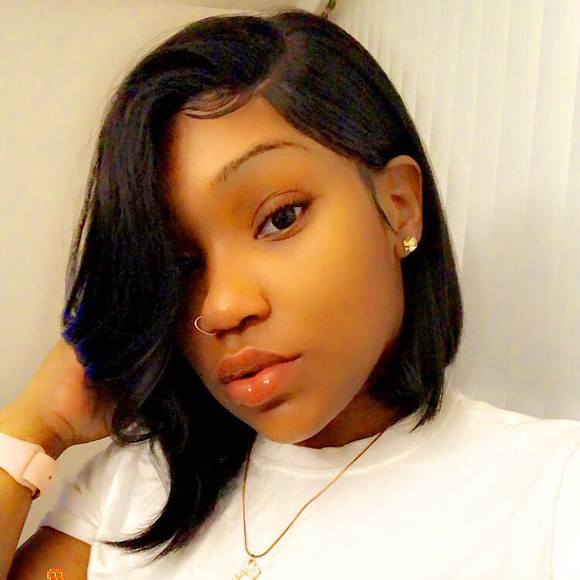 Profile Picture of Oraelle Jackson (@oraellejackson) on Poshmark