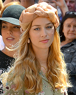 Profile Picture of Beatrice Borromeoon Wikipedia