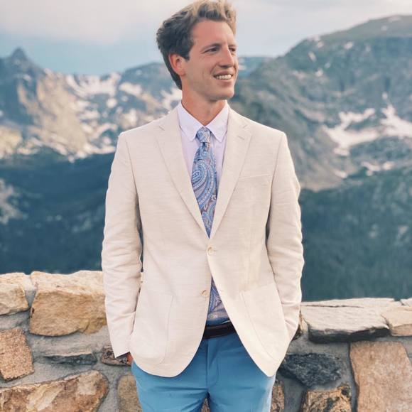 Profile Picture of Joey Ludwinski (@jludwinball6) on Poshmark