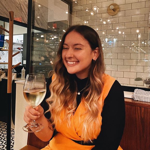 Profile Picture of Marilou Pilote (@mariloupilote) on Poshmark