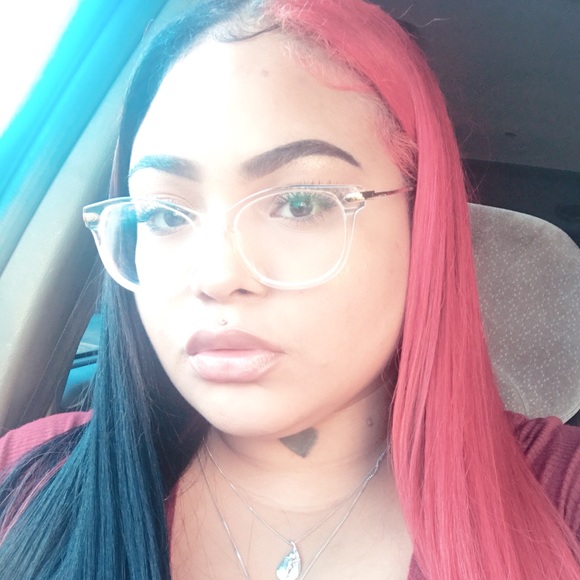 Profile Picture of Matya Parks (@matyaparks35) on Poshmark