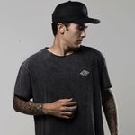 Profile Picture of J.Dino // João Schwartz (@j.dino_) on Instagram