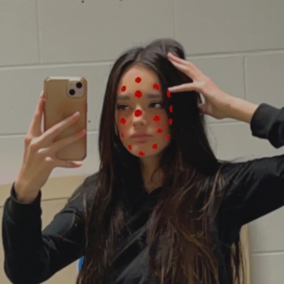 Profile Picture of Keirra Castleberg (@keirra_c) on Poshmark