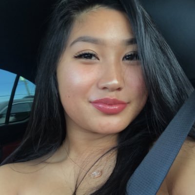 Profile Picture of Nhung Nguyen (@nhungnguyen_) on Twitter