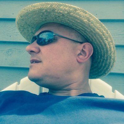 Profile Picture of Jeff Mower (@mowdogs31) on Twitter