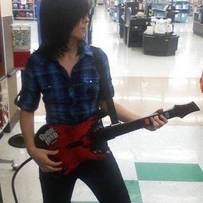 Profile Picture of TracyTalksTrash (@TracyTalksTrash) on Twitter