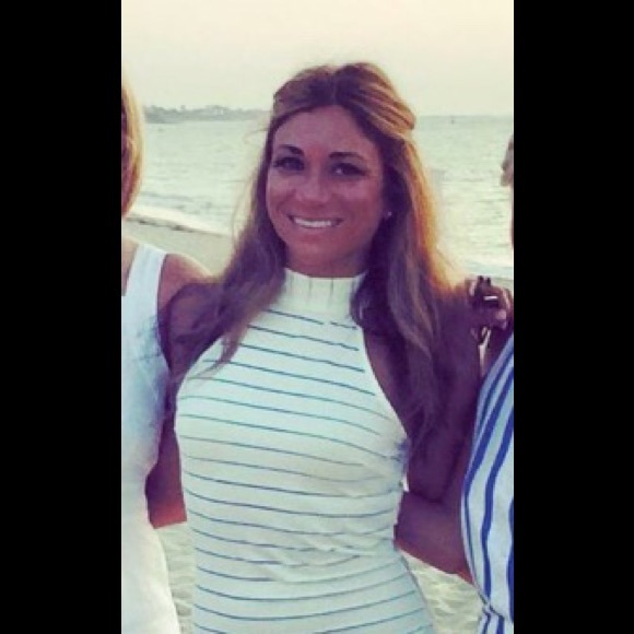 Profile Picture of Noelle Richetelli (@noellelynne1) on Poshmark