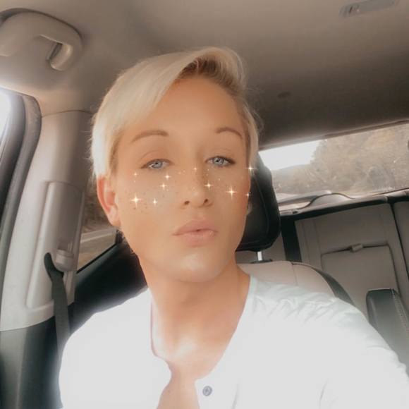 Profile Picture of Andrew Toomey (@atoomey055) on Poshmark