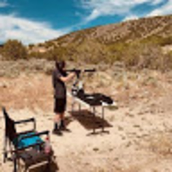 Profile Picture of Matthew Lavigne (@matthewlavigne) on Poshmark