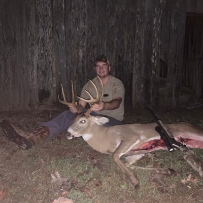 Profile Picture of Daniel Wade (@ChiefWade98) on Twitter