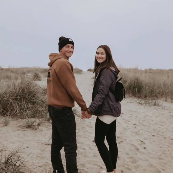 Profile Picture of Madygrace Shorthouse (@madygrace_s) on Poshmark