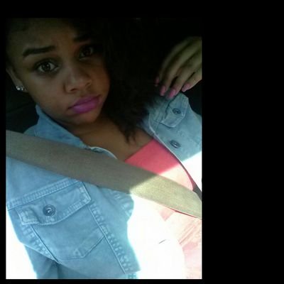 Profile Picture of Princess~Leah (@leah_royal) on Twitter