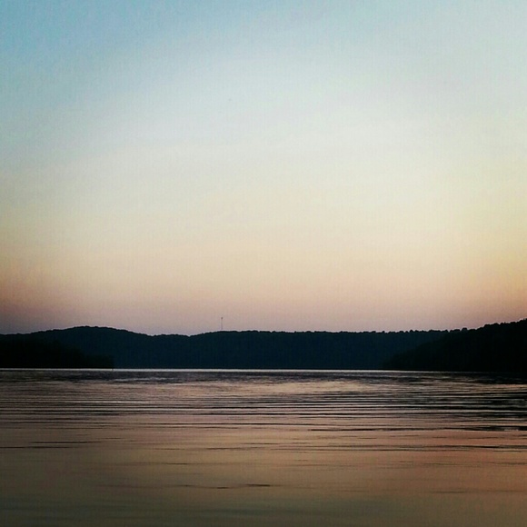 Profile Picture of Ann Wolfe (@annwolfe7799) on Poshmark