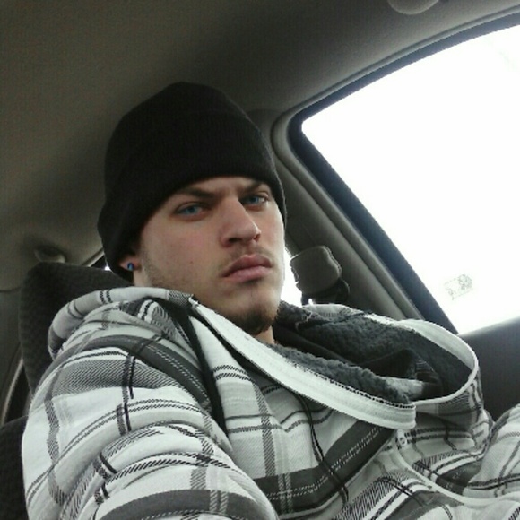 Profile Picture of Michael Heiser (@mike994) on Poshmark
