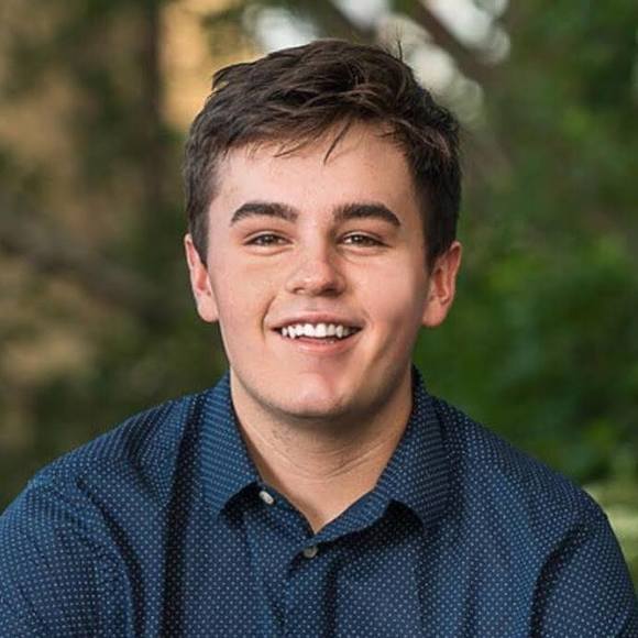 Profile Picture of Jacob Stinson (@jacobstinson) on Poshmark