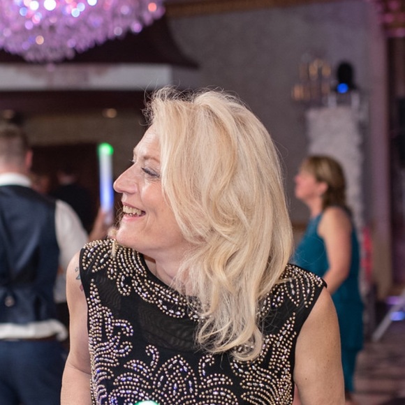 Profile Picture of Alice Miller (@jerseygirlalice) on Poshmark