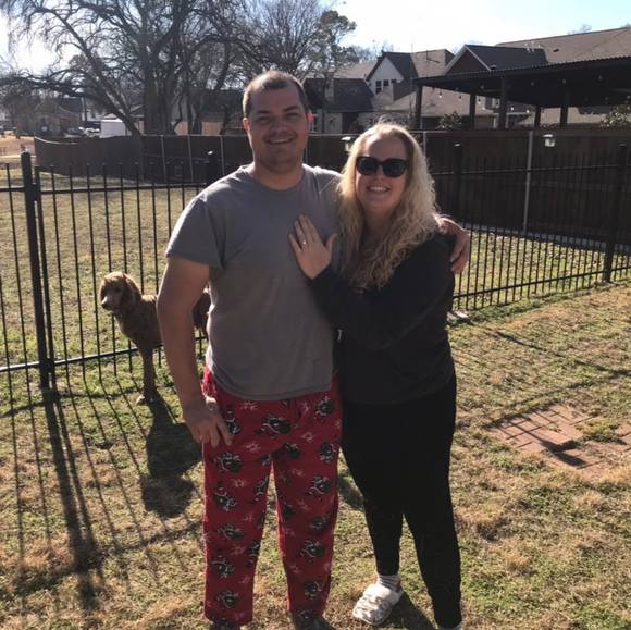 Profile Picture of Erica Schmucker (@ericaschmucker) on Poshmark