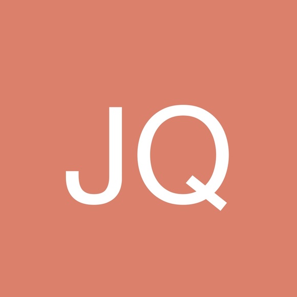 Profile Picture of Johanna Quintero (@johannaquint340) on Poshmark