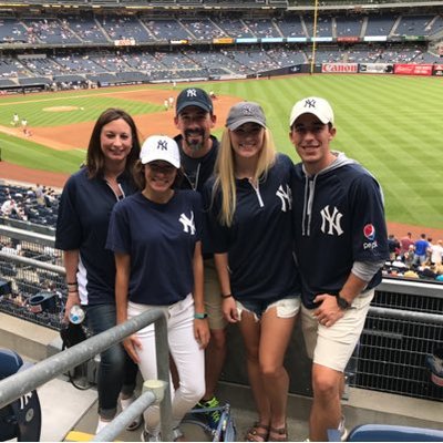 Profile Picture of Rob Zigenfus (@takethecannoli2) on Twitter