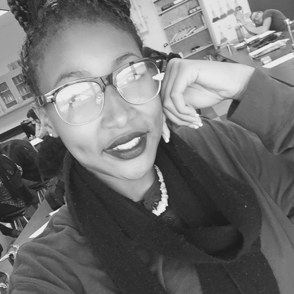 Jalynn Covington - Poshmark Profile Picture of Jalynn Covington (@dopexteen) on Poshmark