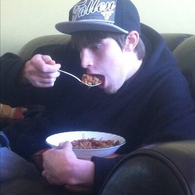 Profile Picture of John Dooner (@DoonBug13) on Twitter