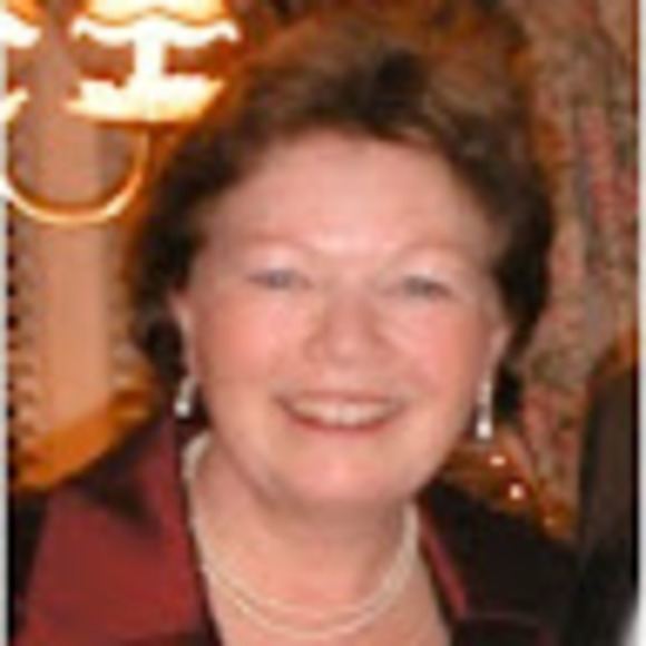 Profile Picture of Barbara Latondresse (@latondresseb) on Poshmark