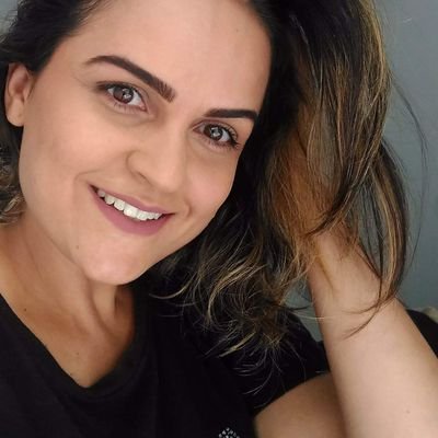 Profile Picture of Christielly Medeiros (@Chris_Acari) on Twitter